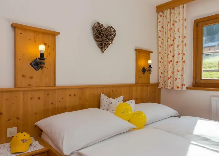 Oberdeutinghof Apartmán *